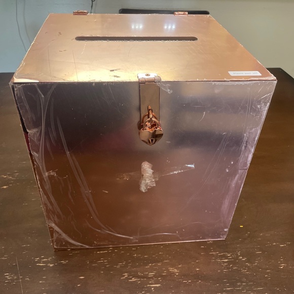 unbranded | Party Supplies | Rose Envelopes Party Deposit Lock Box ...